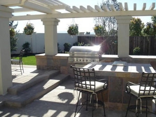 Outdoor Kitchens