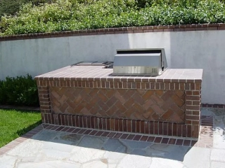 Outdoor Kitchens