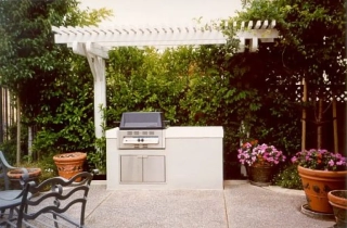 Outdoor Kitchens