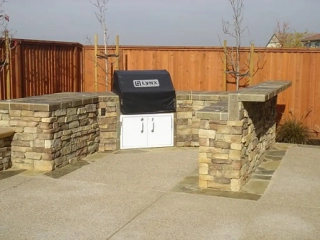 Outdoor Kitchens