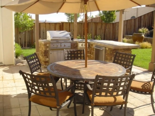 Outdoor Kitchens